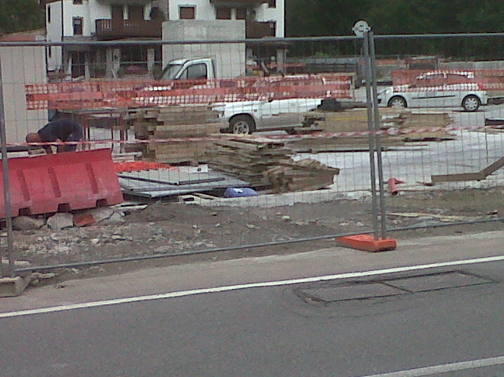 ponte di legno parcheggio piazzale Europa