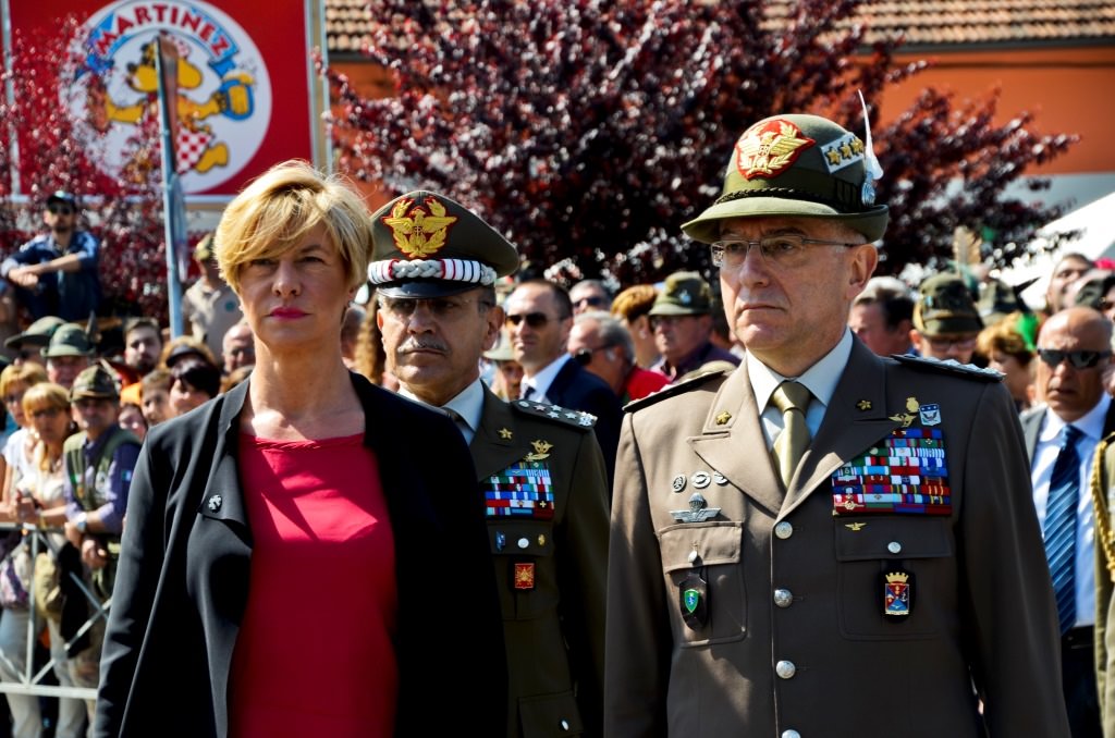 Adunata alpini 01
