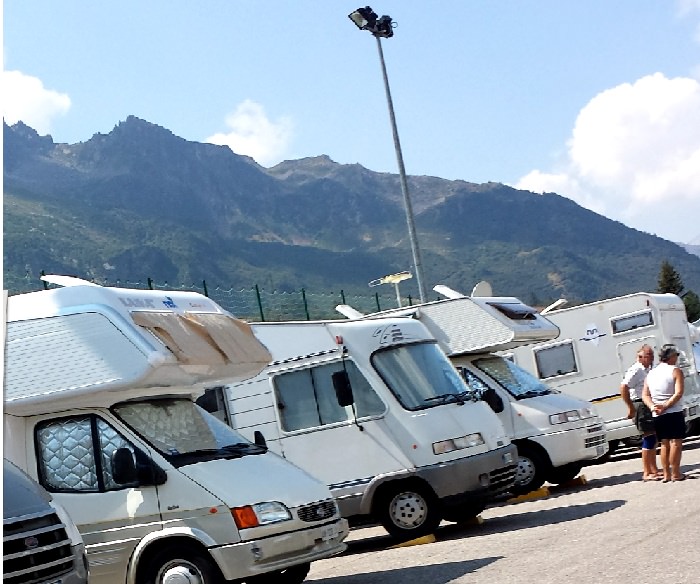 Passo tonale area camper 10