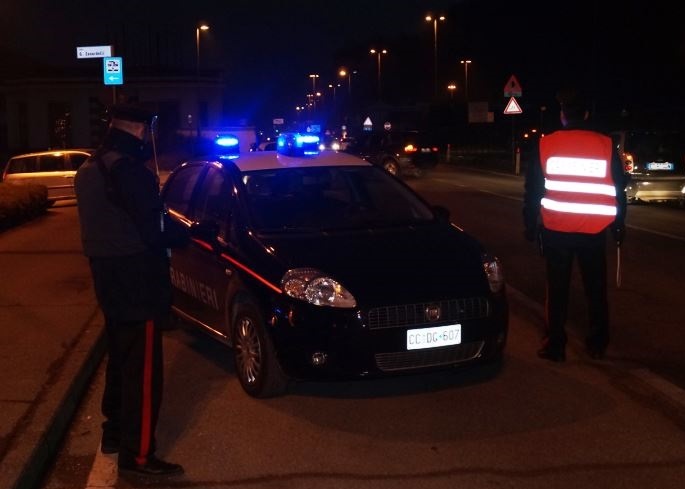 carabinieri controlli notturni