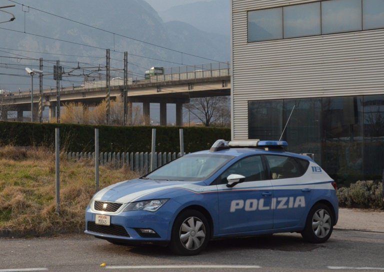 polizia Trento 1