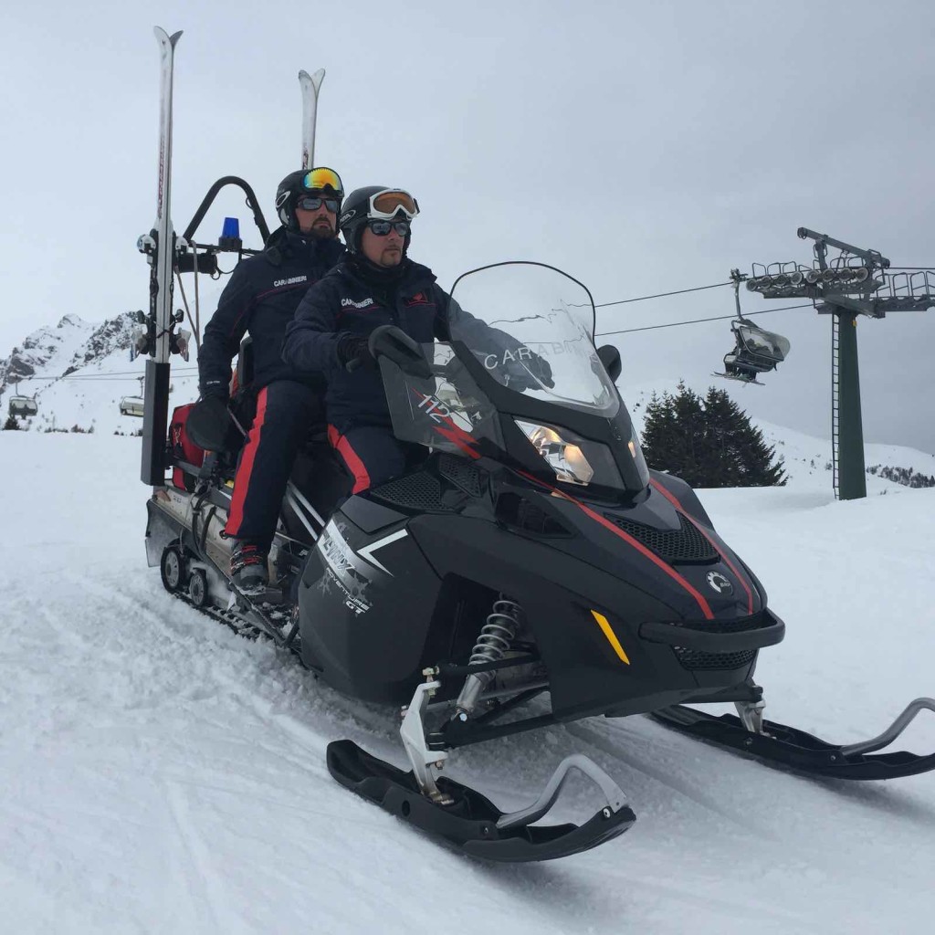 carabinieri piste sci passo tonale
