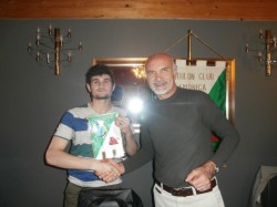 Il presidente Nezosi con il giocatore Daniele Soldi