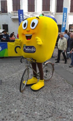 giro trentino melinda mascotte