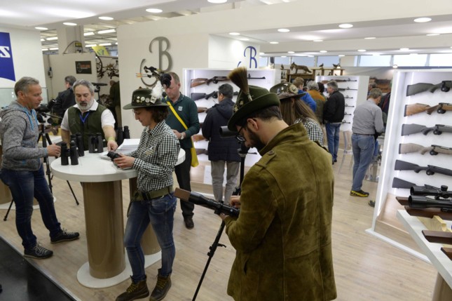 Expo Riva Caccia Pesca ambiente  2016 11 edizione