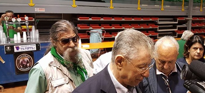 ATTUALITÀ - Anche la Valle Camonica piange Umberto Bossi