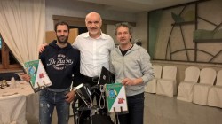 da sx Salvatore Fogliano, il presidente Nezosi e Rinaldo Marioli
