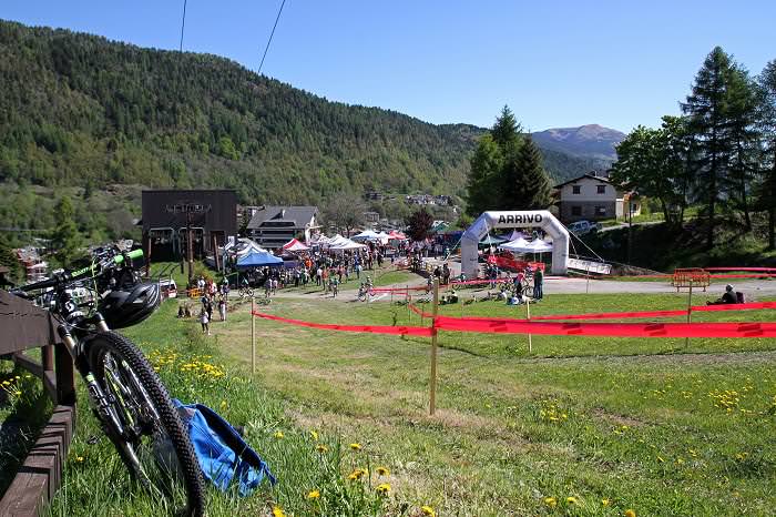 mtb GIOVANILE Aprica 10