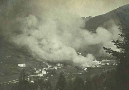 Ponte incendiato sett 1917