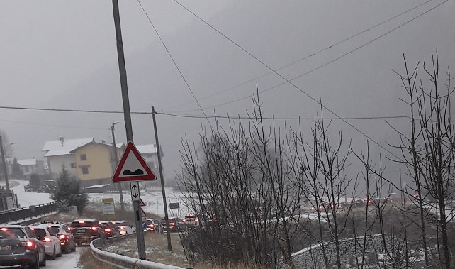 Neve statale 42 -
