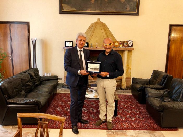 Prefetto sindaco Monte Isola