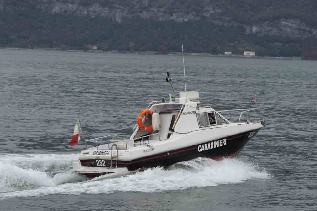 ATTUALITÀ - Potenziata l'attività dei carabinieri sui laghi di Garda e Iseo