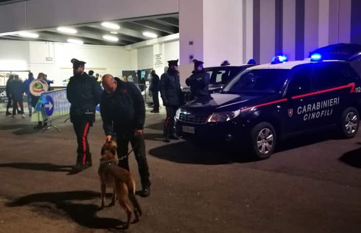 Controlli antidroga carabinieri large