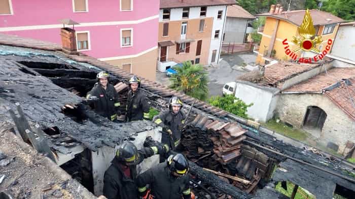 Lumezzane - incendio 02