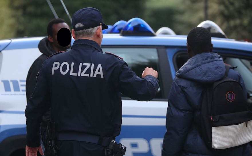 controlli polizia immigrazione