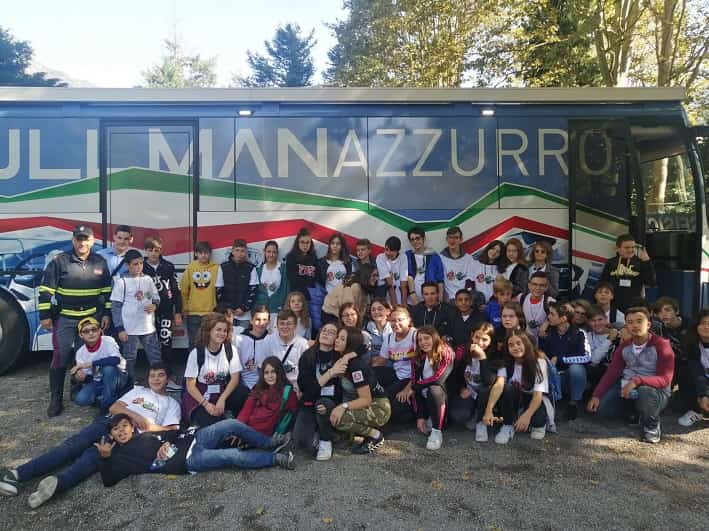 Pullman azzurro - alunni Darfo - Polizia stradale