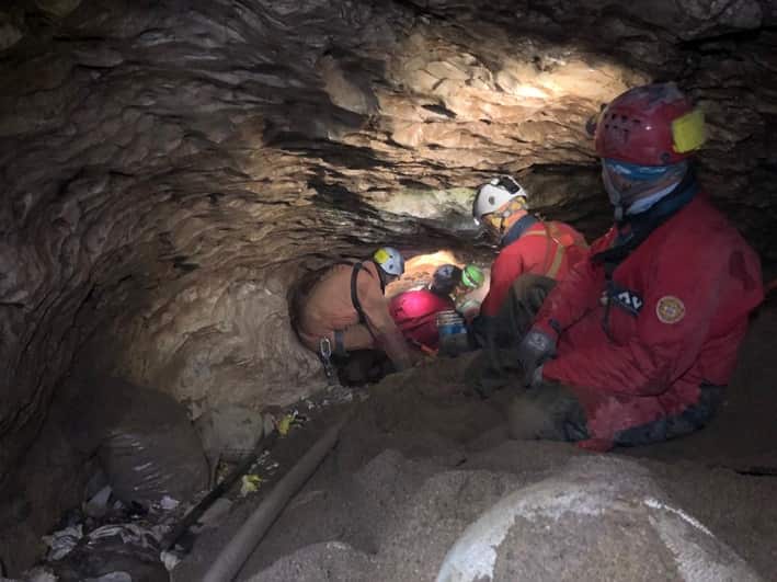 Soccorso alpino - Speleologico recupero in grotta