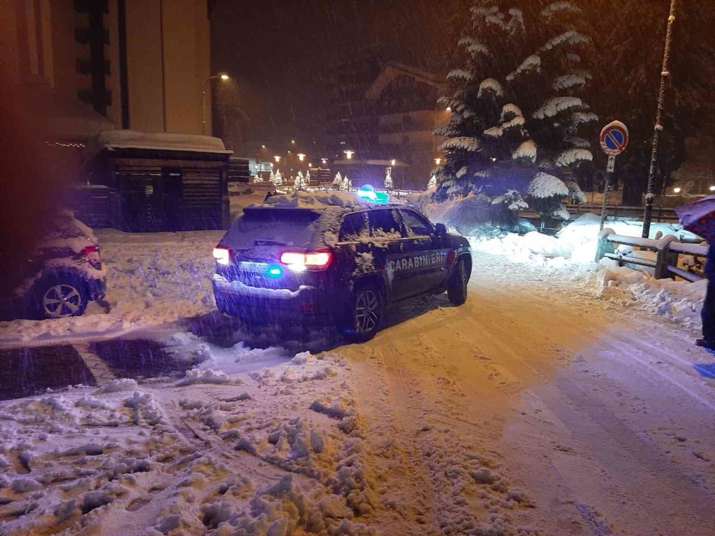 carabinieri neve