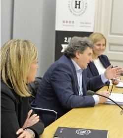 Da sinistra Carla Costa, Roberto Pellegrini, Alessandra Albarelli