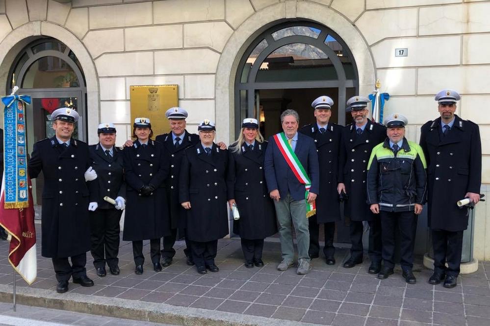 pol