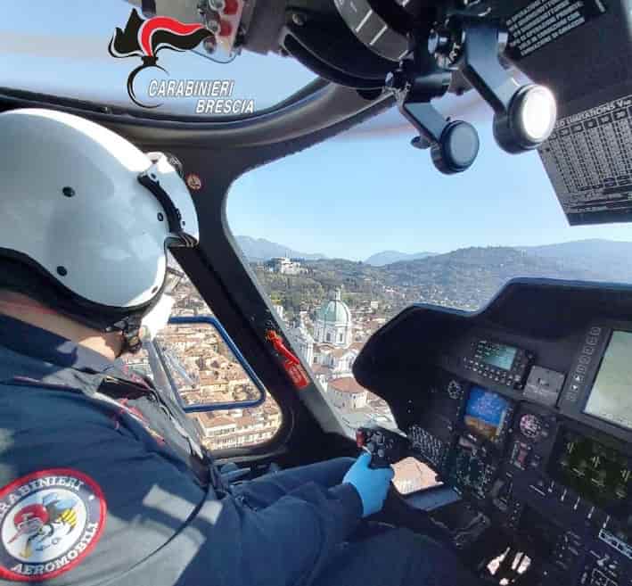 Carabinieri Brescia - aereo