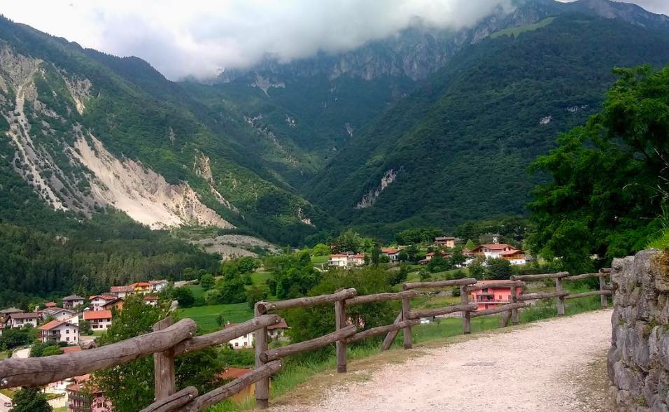 tenno trentino paesaggio valle montagna provincia PAT