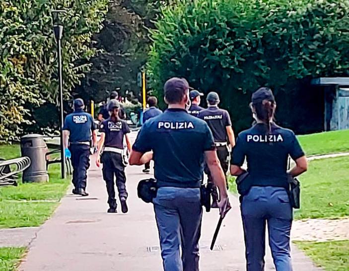poliz