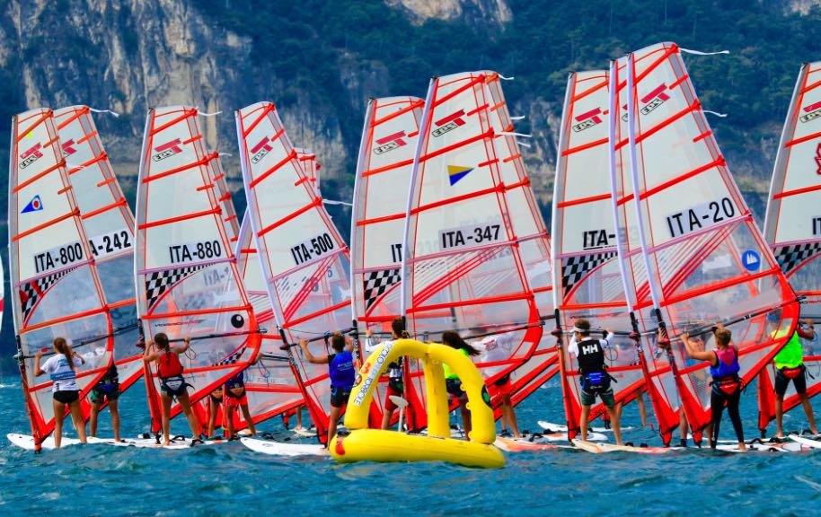windsurf fiv