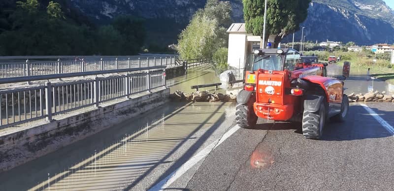 Sarca - esondazione -vigili del fuoco Dro