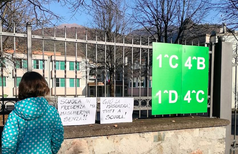 protesta mascherine