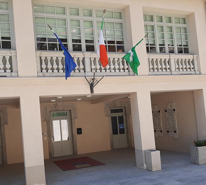 ATTUALITÀ - Ponte di Legno, aperti i termini per la concessione delle borse di studio 