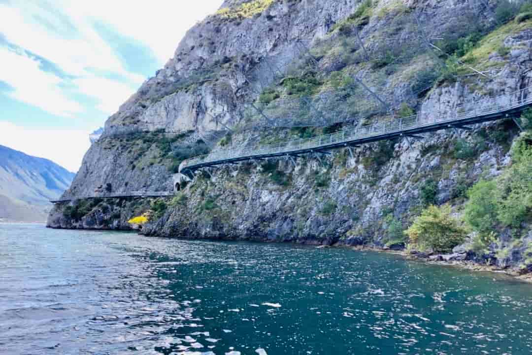 ATTUALITÀ - Ciclovia del Garda, appaltate le opere di difesa sulle pareti di roccia