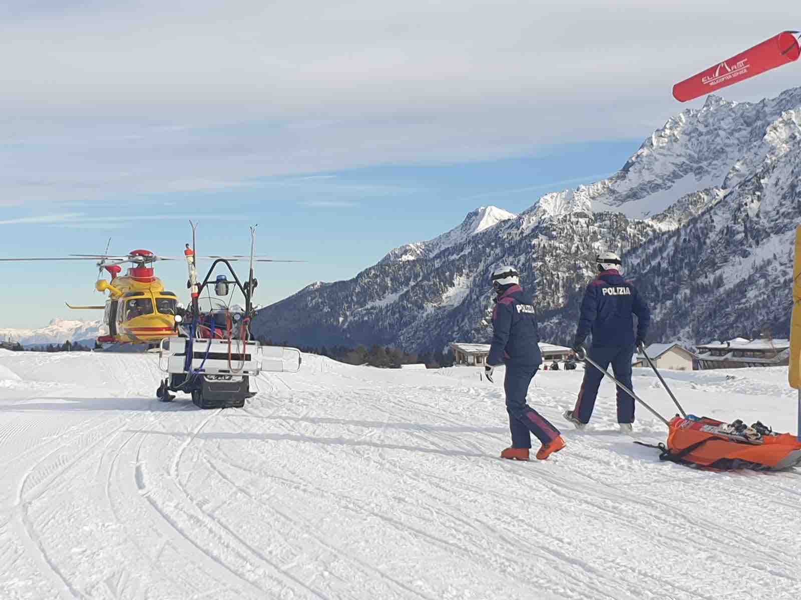 TONALE - Vanno fuori pista, rimangono disorientate: salvate dalla Polizia