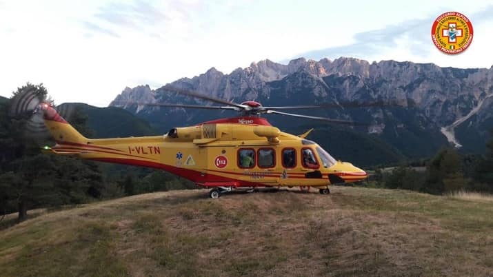 CAMPIGLIO - Sentiero dell'Orso, escursionista 62enne scivola per 150 metri e muore