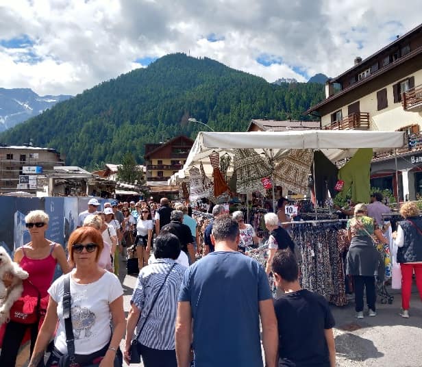 VALLE CAMONICA - Festa patronale dei Santi Pietro e Paolo a Ponte di Legno