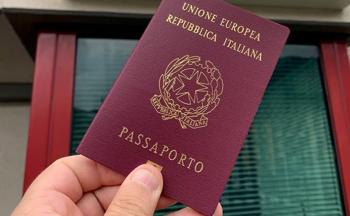 ATTUALITÀ - Poste Italiane, rilascio passaporti: superate le 300mila richieste gestite
