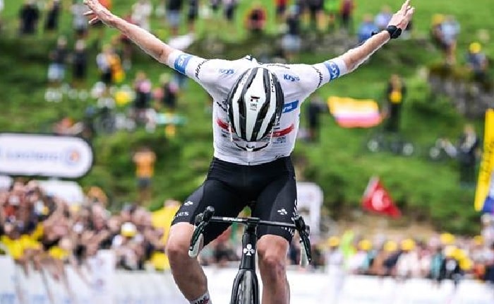 SPORT - Tour de France, a Rouen vince in volata Tadej Pogacar