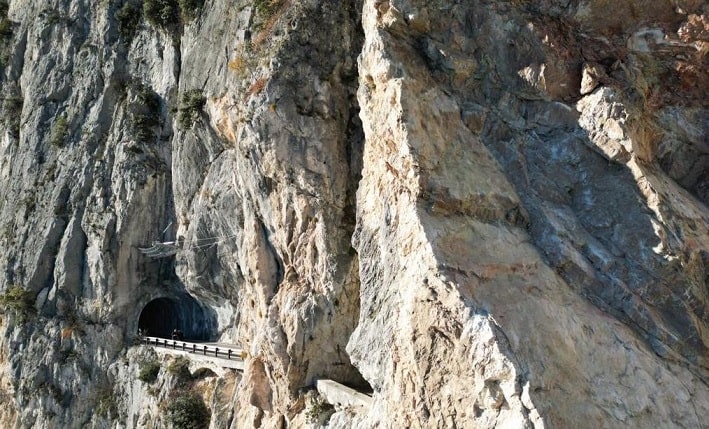ATTUALITÀ - Tremosine: Strada della Forra, conclusi i lavori in galleria
