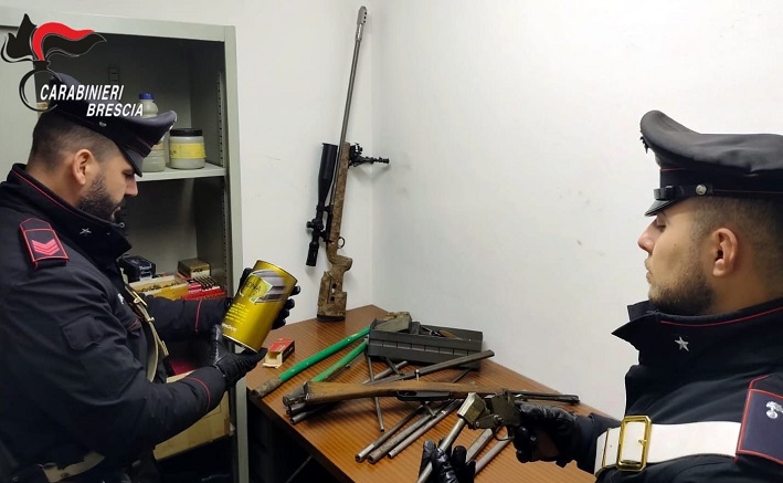 CRONACA - Controlli su detenzione di armi e munizioni anche in Valle Camonica