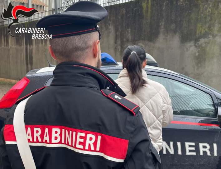 CRONACA - Truffano un'anziana fingendosi carabinieri, tre arresti
