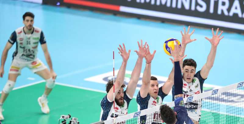 VOLLEY - Volley, play off Scudetto: Itas Trentino batte il Cisterna