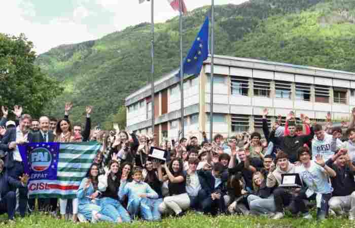 EDOLO - Borsa di studio “Stefani”, premiazione al Meneghini di Edolo