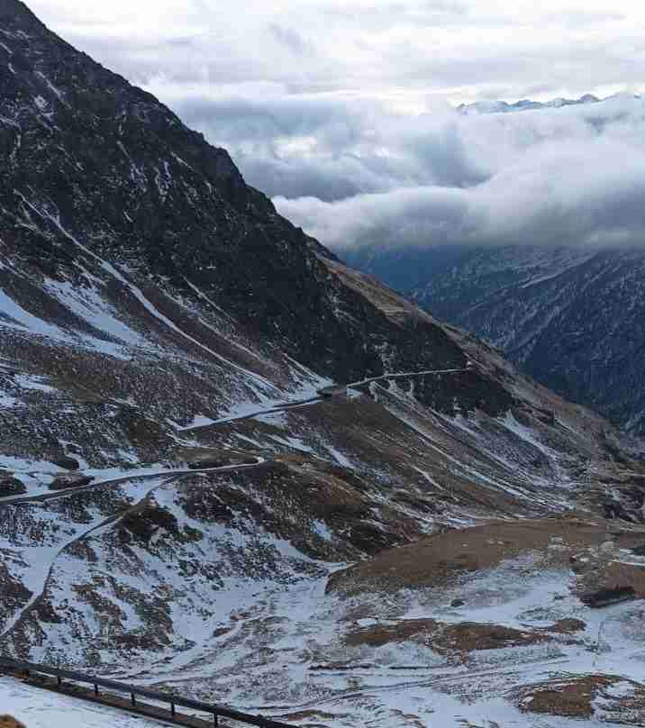 PONTE DI LEGNO - Passi alpini: si attende la riapertura del versante camuno del Gavia