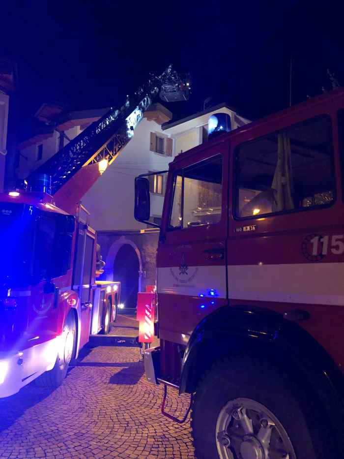 TRENTINO - Paura in un'abitazione di Ala, madre e figli in ospedale
