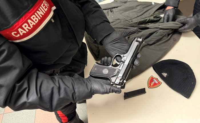 CRONACA - Bolzano: sequestrati pistola, proiettili e cocaina