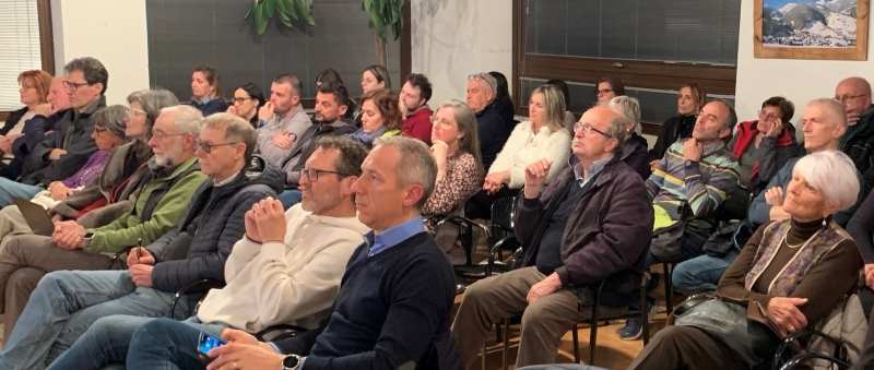 VALTELLINA - Intelligenza Artificiale, successo della serata ad Albosaggia