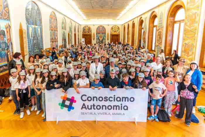 TRENTINO - La carica dei 250 supporter dell’Autonomia Trentina