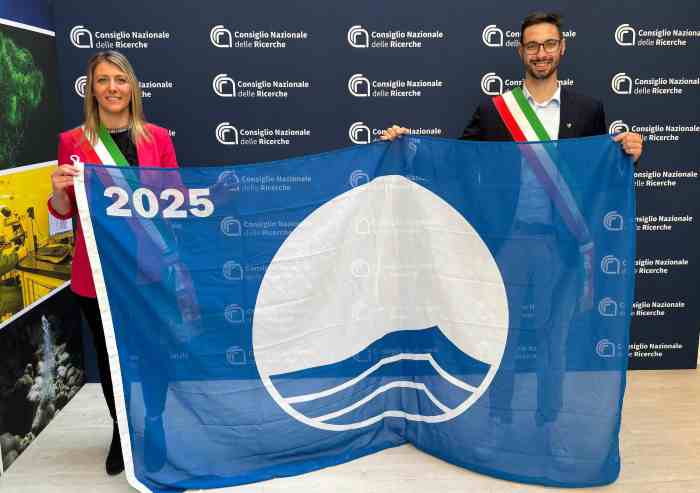 RIVA DEL GARDA - I laghi del Garda Trentino si confermano un’oasi blu