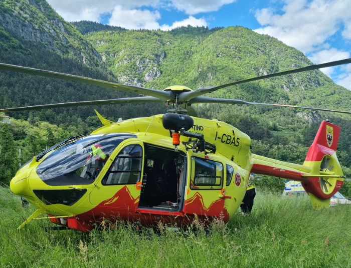 VAL DI SOLE E NON - Travolto e schiacciato dal trattore, 87enne muore a Caldes