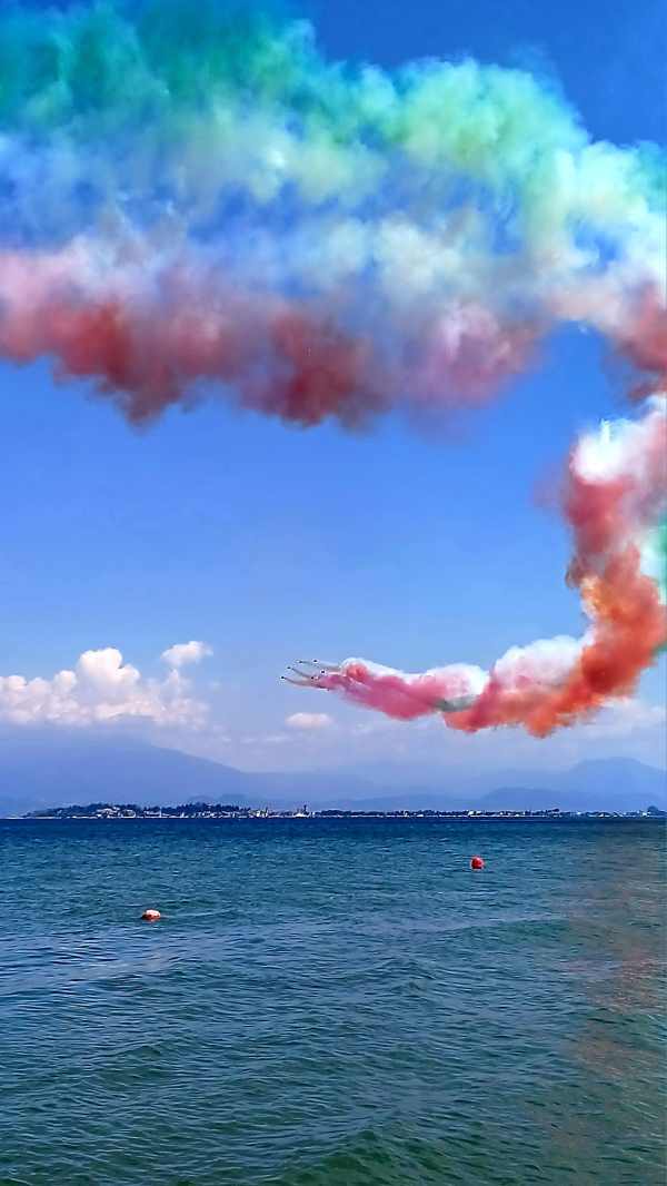 EVENTO - Air Show del Garda, spettacolo tra cielo e acqua